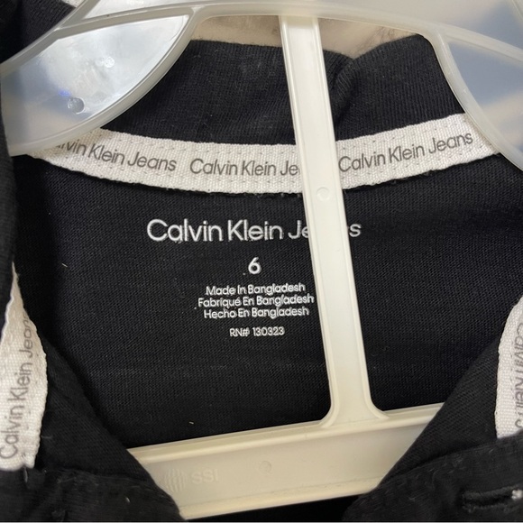 Calvin Klein Jeans Kids Black Polo Shirt size 6 - Picture 3 of 3
